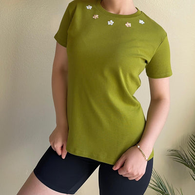 Embroidered T-shirt Green Apple